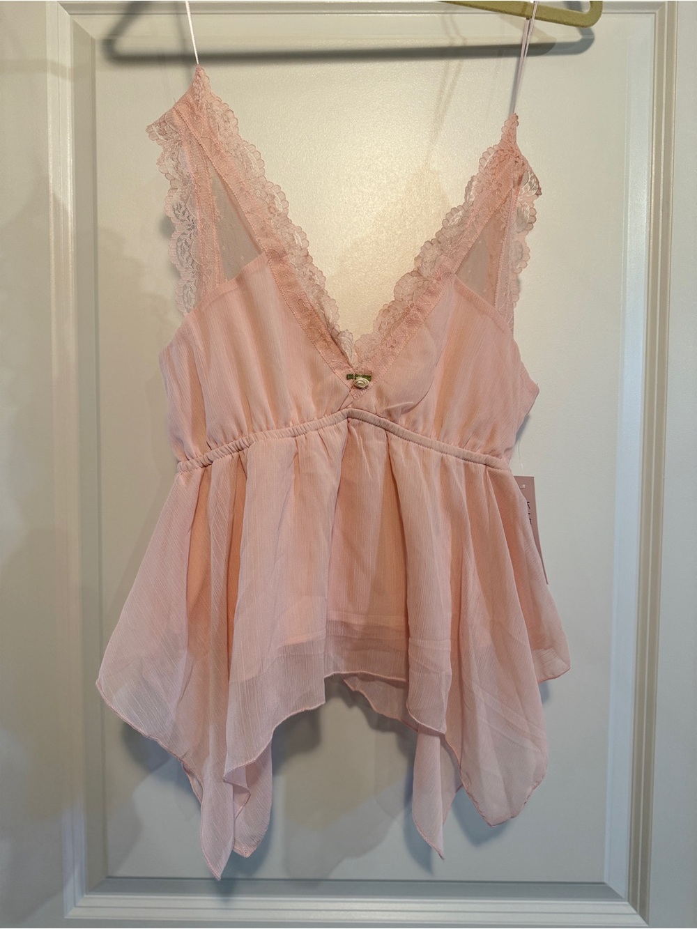 Kirious Los Angeles Blush Pink Lace Trim Handkerchief Babydoll Top NWT XS